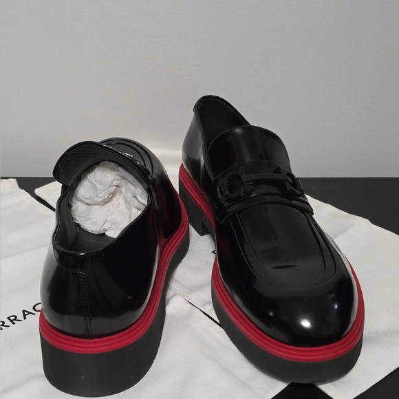 Salvatore Ferragamo Black Patent Leather Loafers with Red Accent - Picture 5 of 9